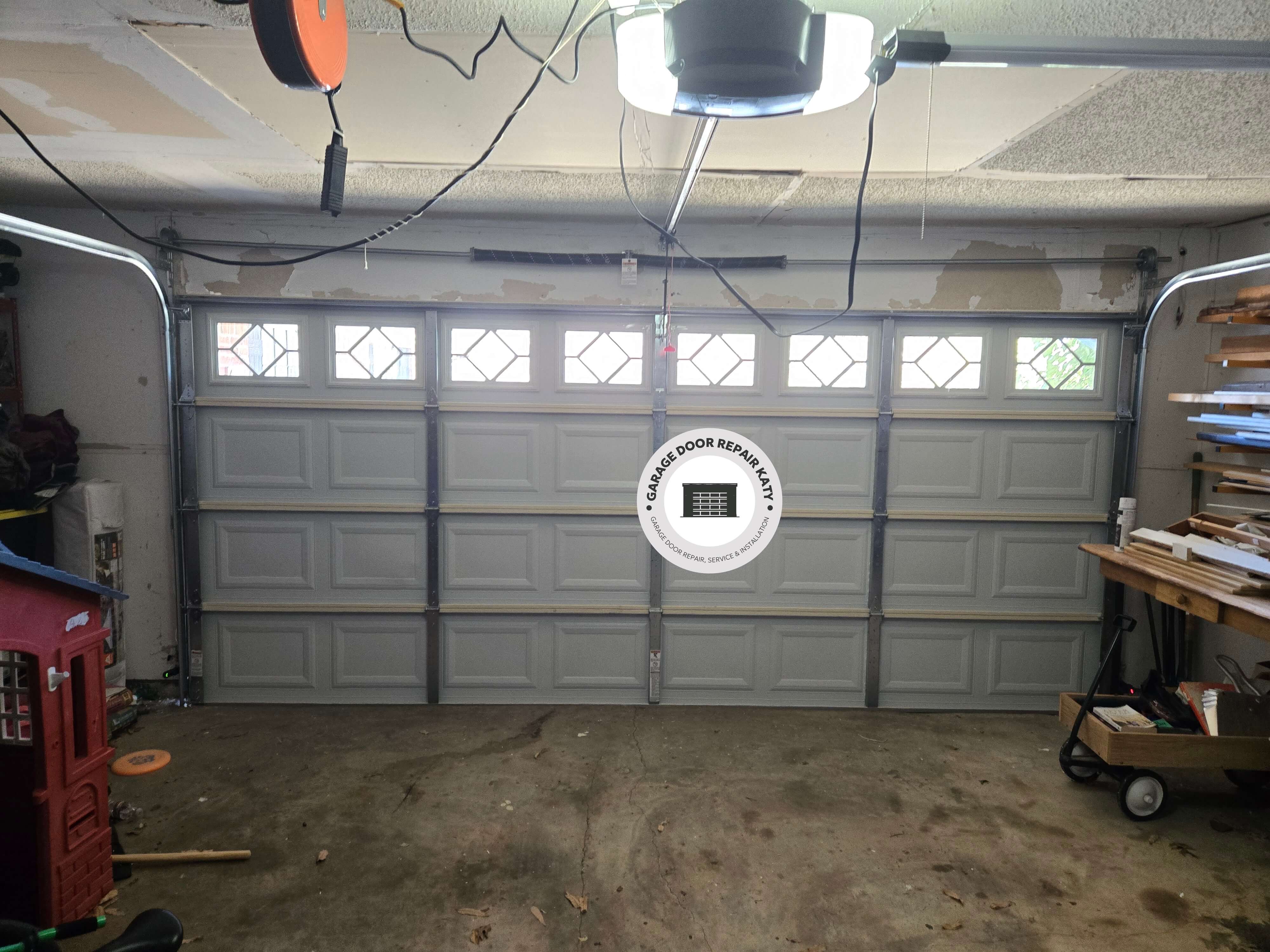 garage-door-windows-repair
